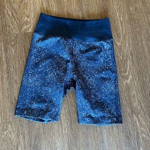 Lululemon ribbed biker shorts